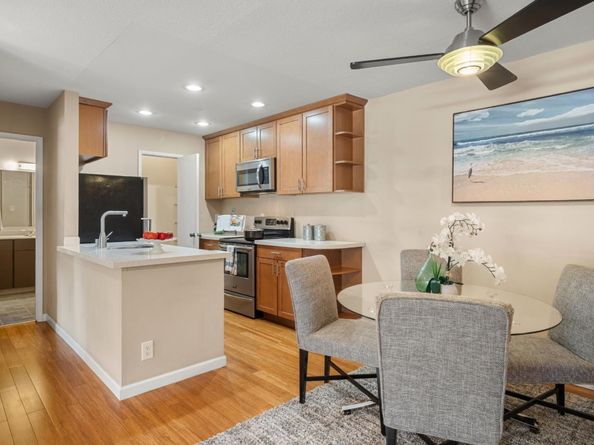 209 Boardwalk Avenue H, San Bruno CA 94066