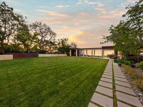 22525 Rolling Hills Road, Saratoga CA 95070