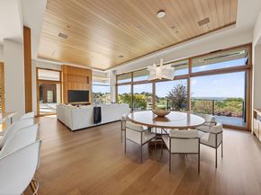 22525 Rolling Hills Road, Saratoga CA 95070