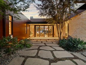 22525 Rolling Hills Road, Saratoga CA 95070
