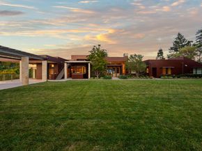 22525 Rolling Hills Road, Saratoga CA 95070