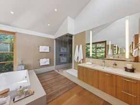22525 Rolling Hills Road, Saratoga CA 95070