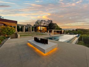 22525 Rolling Hills Road, Saratoga CA 95070