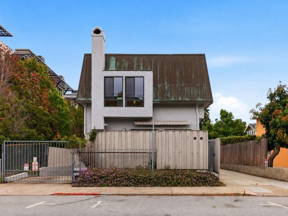 216 8th Avenue, San Mateo CA 94401