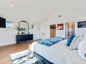 16 Hillview Avenue, Redwood City CA 94062