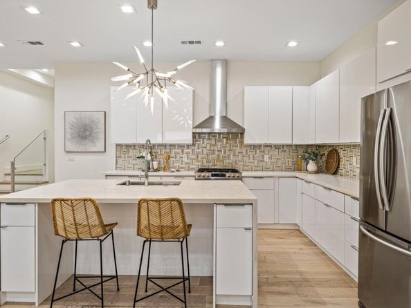 6423 California Street, San Francisco CA 94121