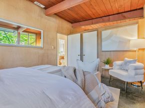 26 Roosevelt Circle, Palo Alto CA 94306