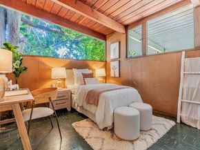 26 Roosevelt Circle, Palo Alto CA 94306