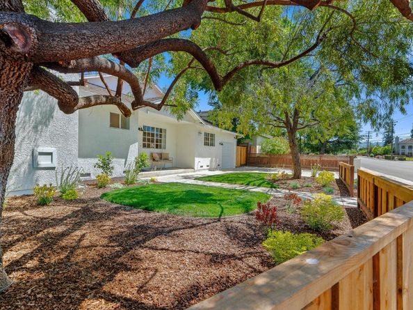 20730 Dunbar Drive, Cupertino CA 95014