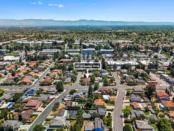 20730 Dunbar Drive, Cupertino CA 95014