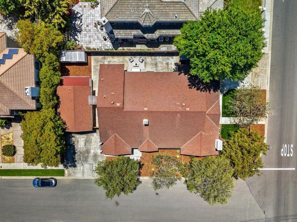 20730 Dunbar Drive, Cupertino CA 95014