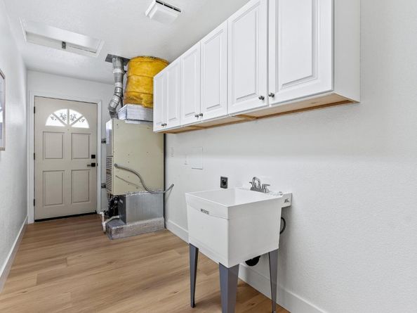 20730 Dunbar Drive, Cupertino CA 95014