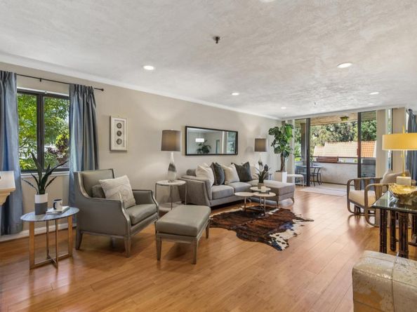 1115 Continentals Way 203, Belmont CA 94002