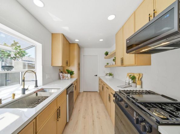 1265 Kolln Street, Pleasanton CA 94566