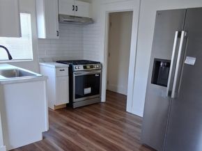 1574 Jerrold Avenue, San Francisco CA 94124