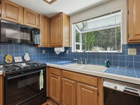296 San Pedro Avenue, Pacifica CA 94044