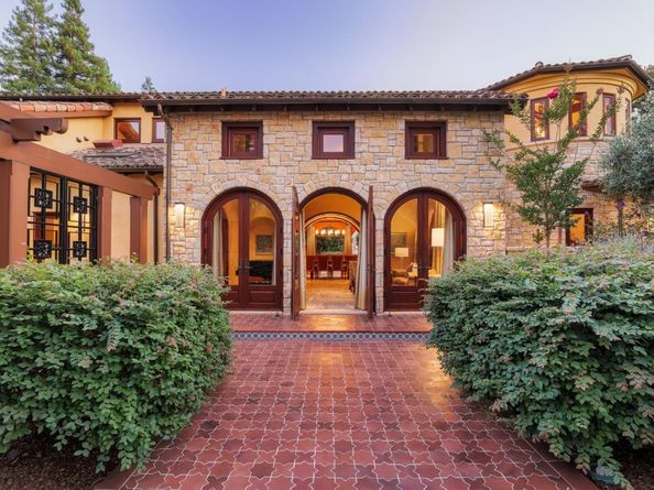 995 Matadero Avenue, Palo Alto CA 94306
