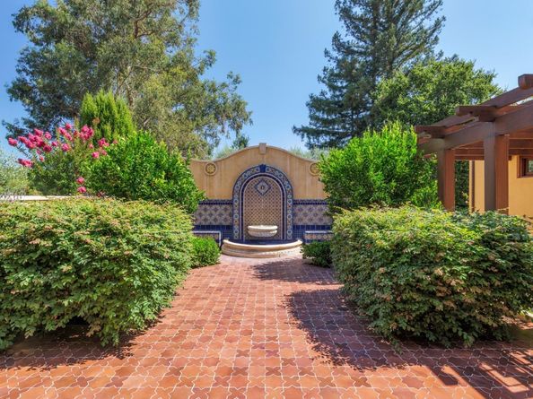 995 Matadero Avenue, Palo Alto CA 94306