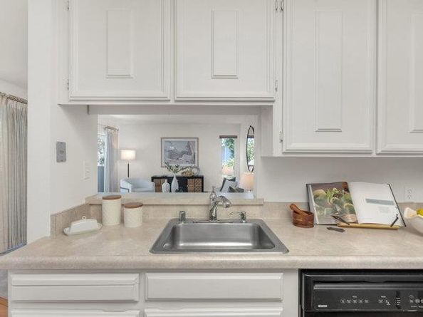 828 N El Camino Real 9, San Mateo CA 94401