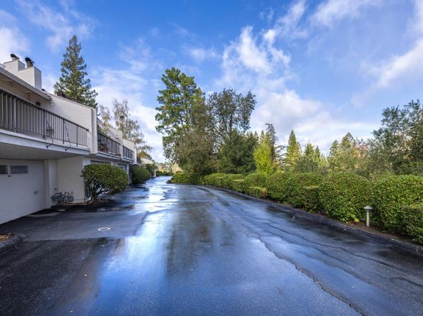 166 Sand Hill Circle, Menlo Park CA 94025