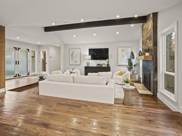 21073 Christensen Drive, Cupertino CA 95014