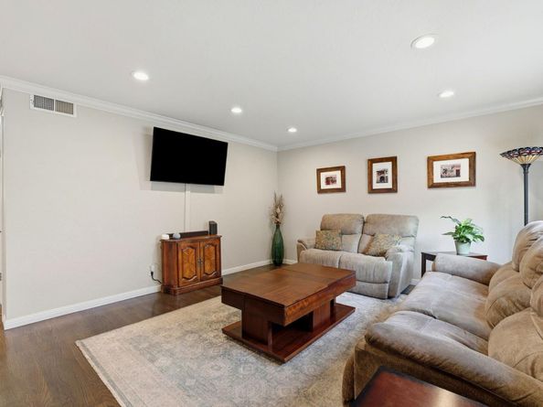 221 Seabiscuit Drive, San Jose CA 95111