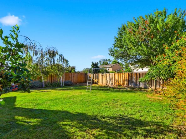 493 Crosslees Drive, San Jose CA 95111