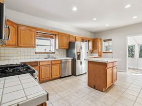 641 63rd Street, Oakland CA 94609