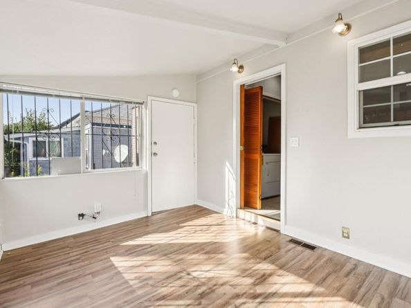 641 63rd Street, Oakland CA 94609