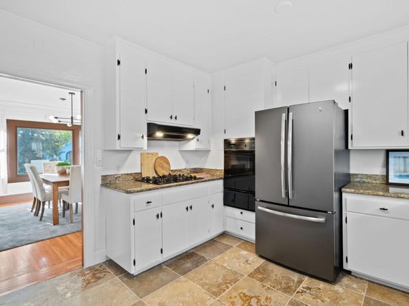 1200 El Centro Avenue, Oakland CA 94602