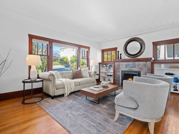 1200 El Centro Avenue, Oakland CA 94602