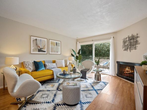 359 Half Moon Lane 113, Daly City CA 94015