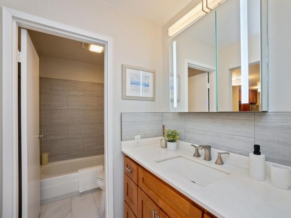 359 Half Moon Lane 113, Daly City CA 94015