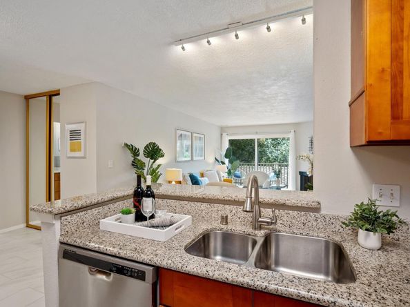 359 Half Moon Lane 113, Daly City CA 94015