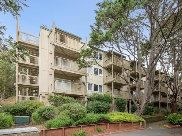 359 Half Moon Lane 113, Daly City CA 94015