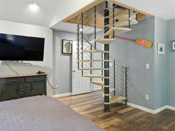 20 Grainger Lane, Santa Cruz CA 95060