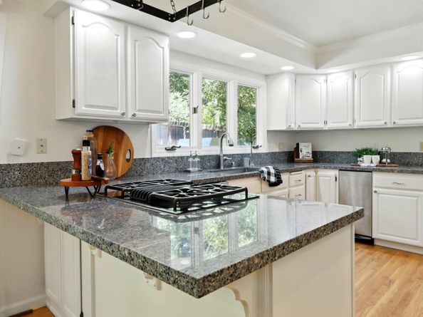 20 Grainger Lane, Santa Cruz CA 95060