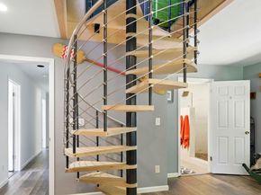 20 Grainger Lane, Santa Cruz CA 95060