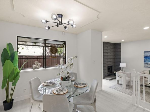 1152 Capri, Campbell CA 95008