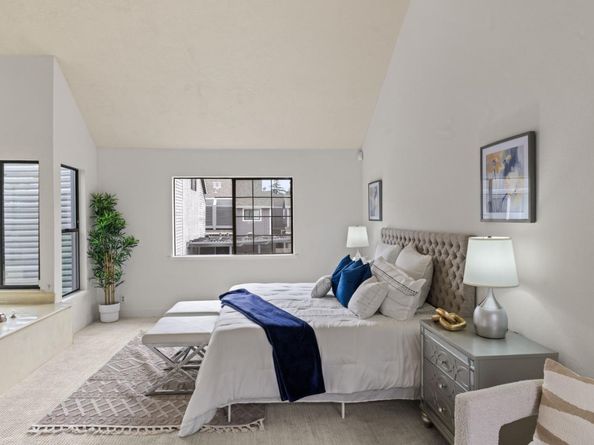 1152 Capri, Campbell CA 95008