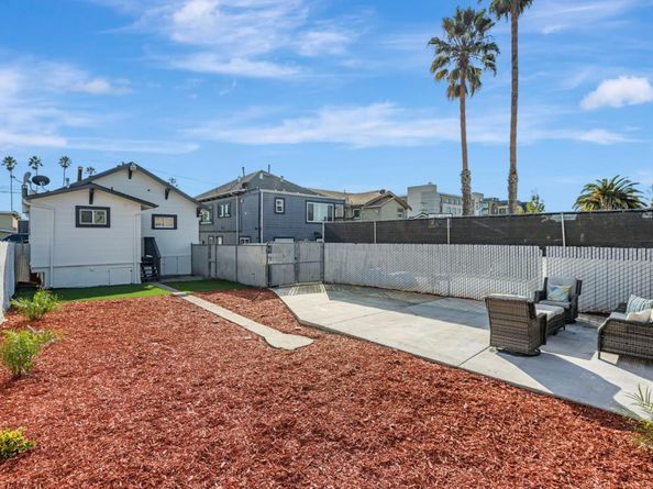 1237 Ashby Avenue, Berkeley CA 94702