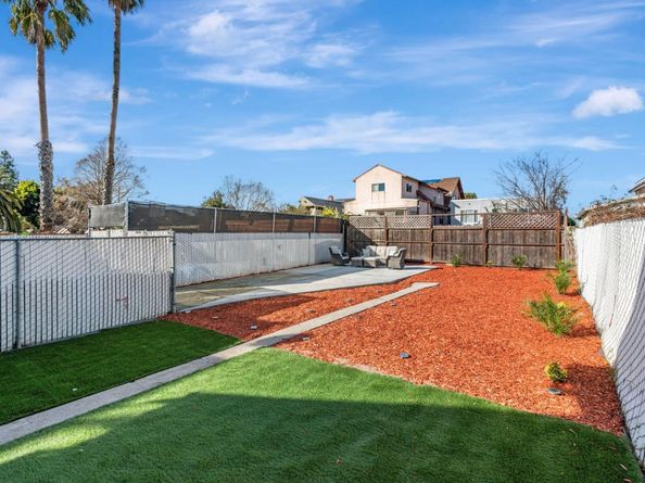 1237 Ashby Avenue, Berkeley CA 94702