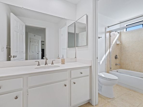 15 Morena, Irvine CA 92612