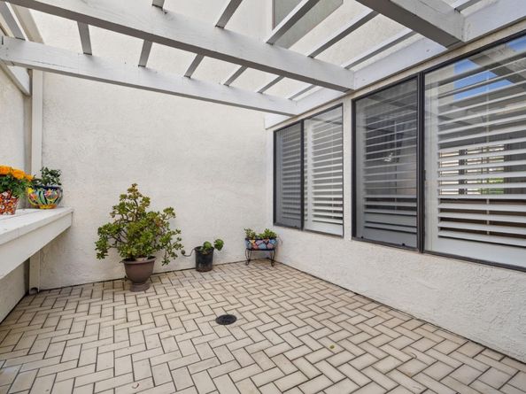 15 Morena, Irvine CA 92612