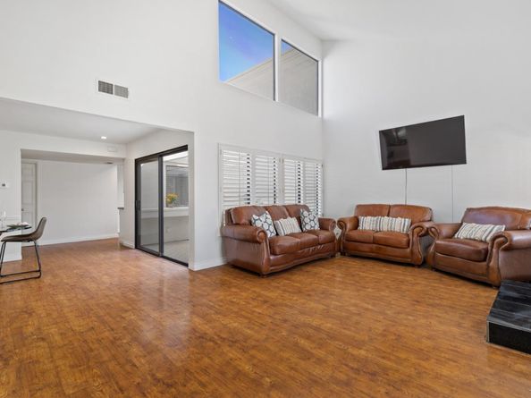 15 Morena, Irvine CA 92612