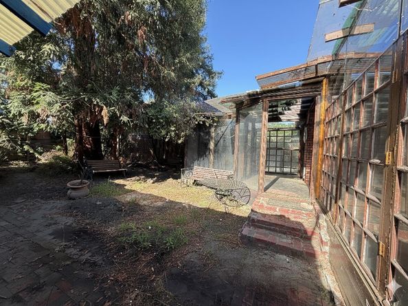 677 Elm Street, San Jose CA 95126