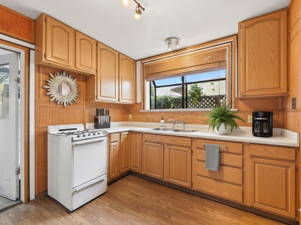 677 Elm Street, San Jose CA 95126