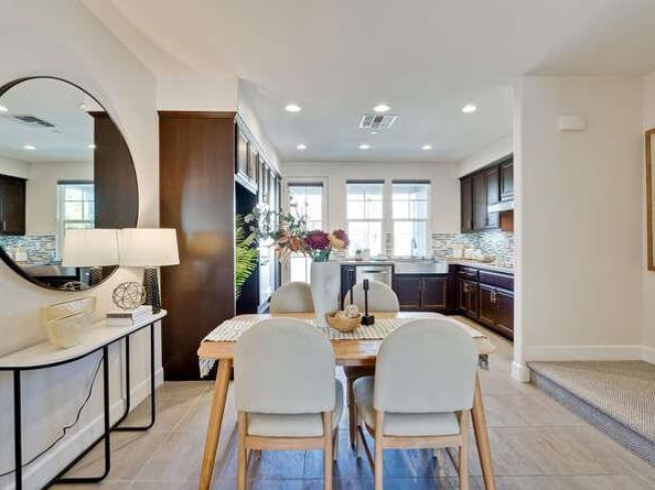 2045 Atlas Loop, Mountain View CA 94043