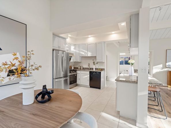 1186 Lyons Street, Redwood City CA 94061