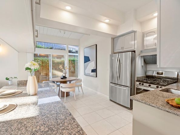 1186 Lyons Street, Redwood City CA 94061